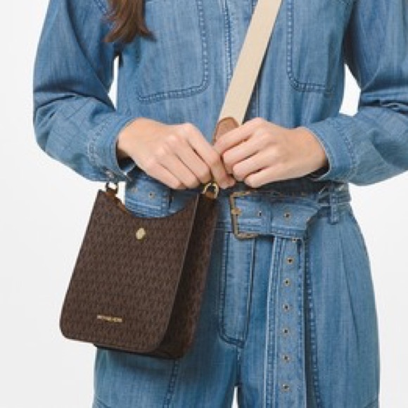 Michael Kors brand new bag - Picture 2 of 2